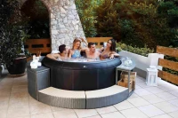 Jacuzzi
