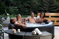 Jacuzzi