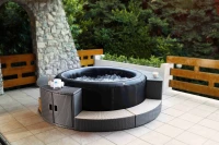 Jacuzzi